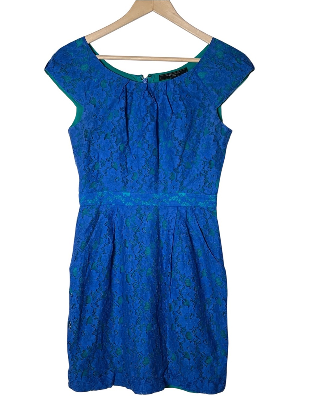 BCBGMAXAZRIA Blue and Green Lace Cap-Sleeve Sheath Dress size 4 petite 4P B139